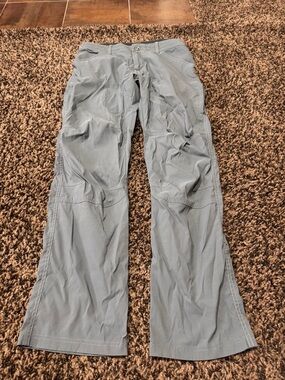 Kuhl men’s grey pants size 33x32